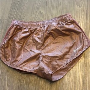NIKE RUNNING SHORT